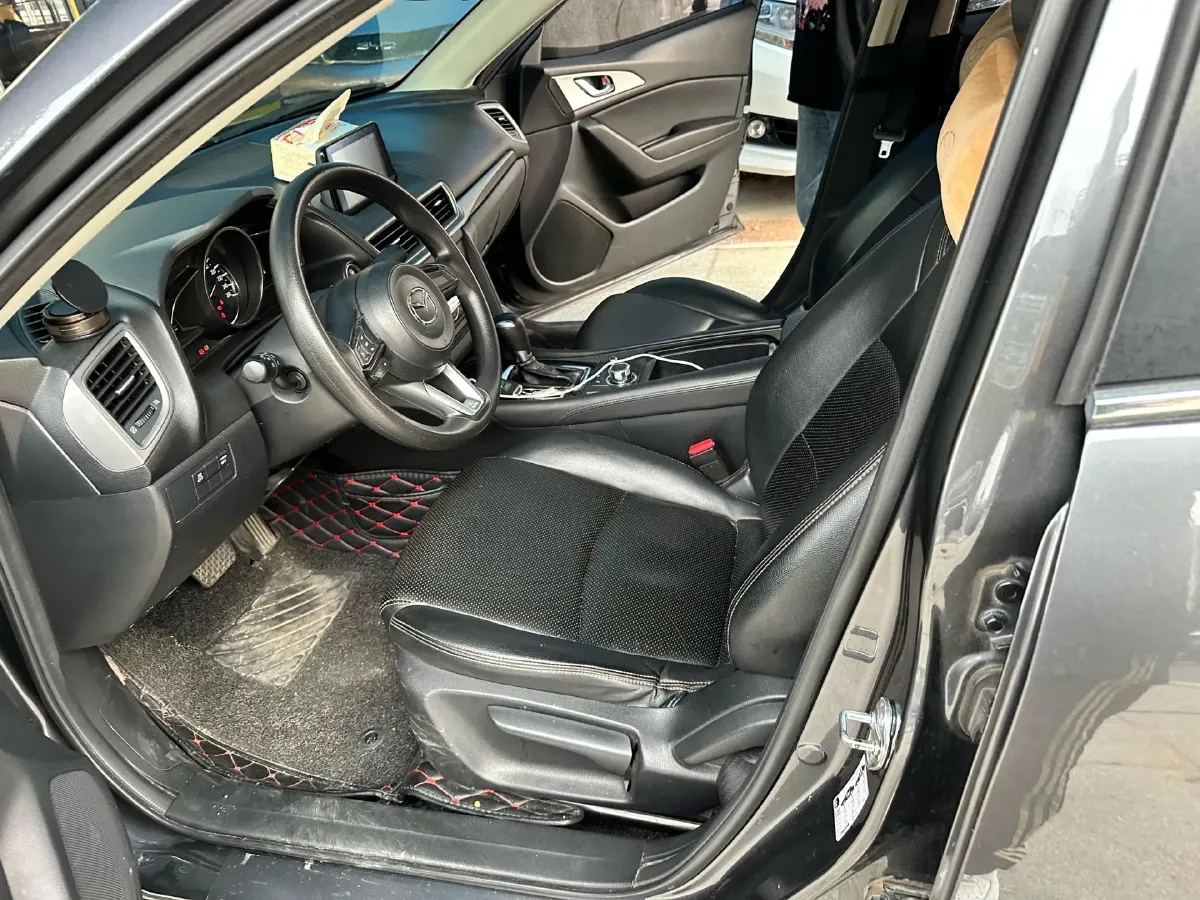 2017 Mazda 3 Axela 1.5L 117HP L4 6AT,autocango,china used car exporter,china ev exporter,chinese used car exporter,chinese used ev exporter