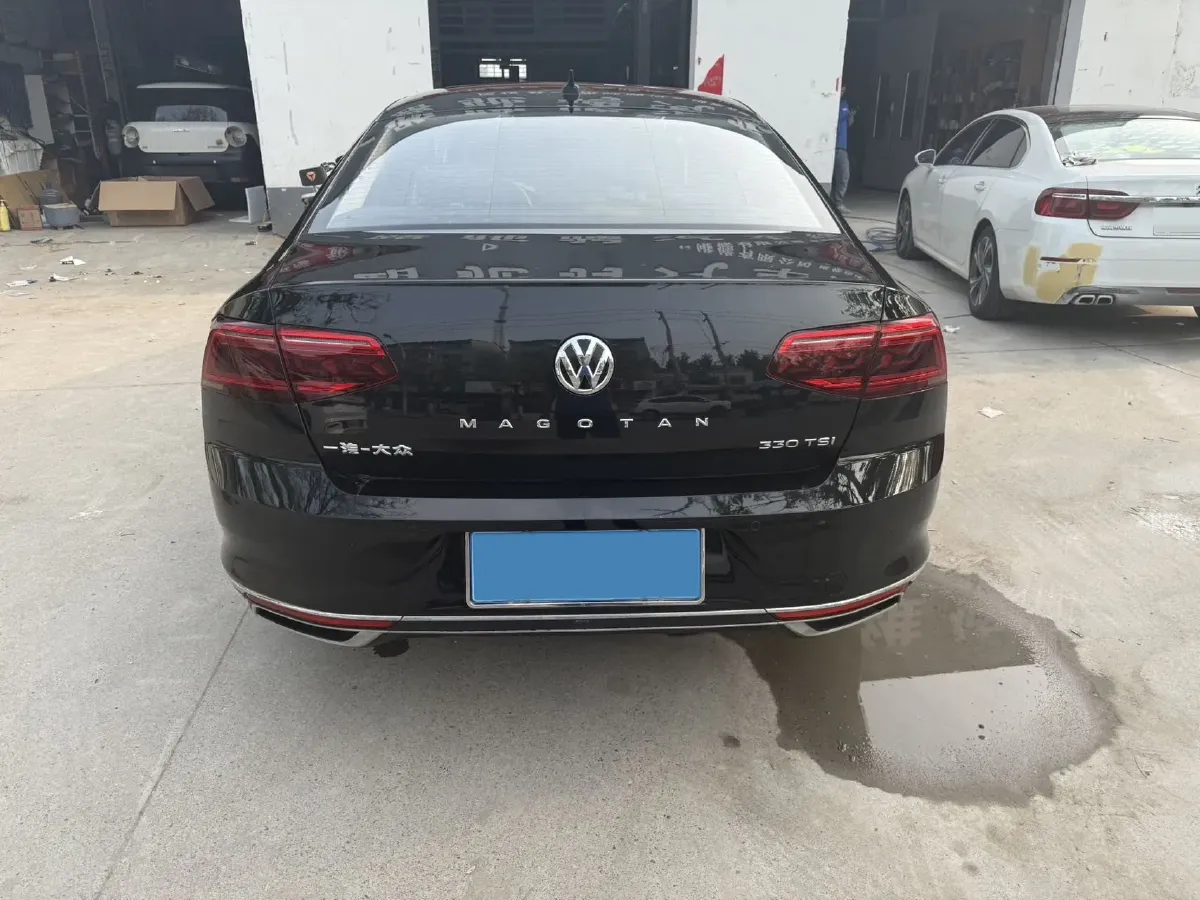2020 Volkswagen Magotan 2.0T 186HP L4 7DCT,autocango,china used car exporter,china ev exporter,chinese used car exporter,chinese used ev exporter