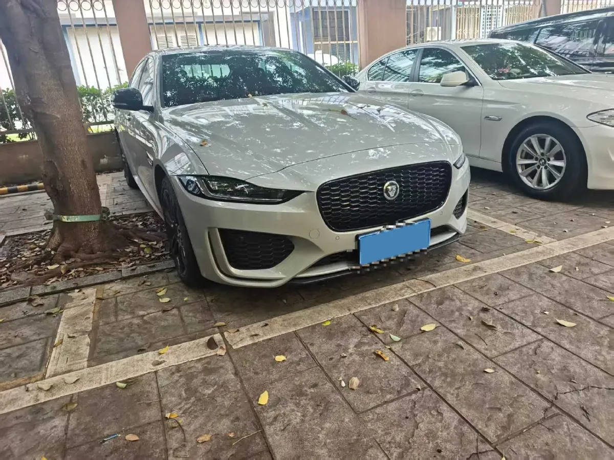 2025 Jaguar XEL 2.0T 250HP L4 8AT,autocango,china used car exporter,china ev exporter,chinese used car exporter,chinese used ev exporter