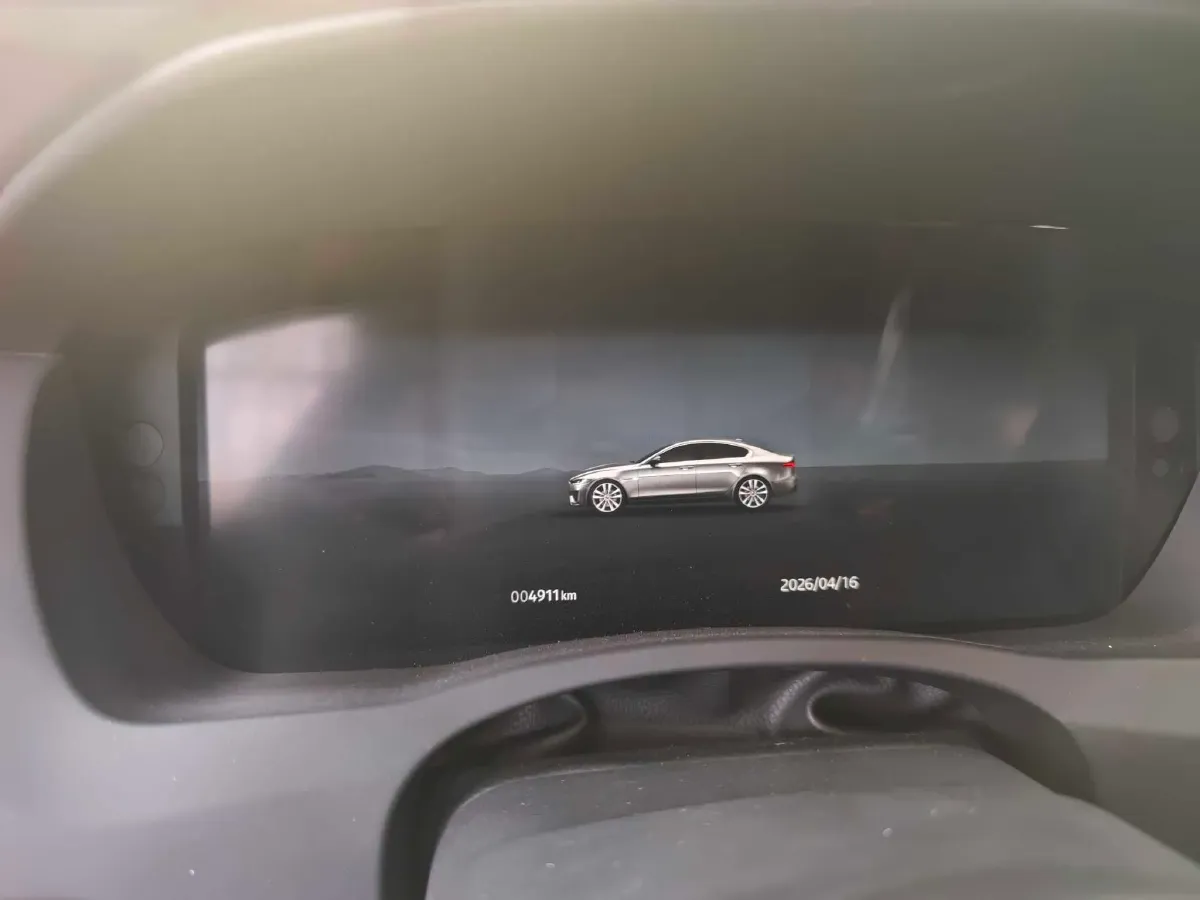 2025 Jaguar XEL 2.0T 250HP L4 8AT,autocango,china used car exporter,china ev exporter,chinese used car exporter,chinese used ev exporter