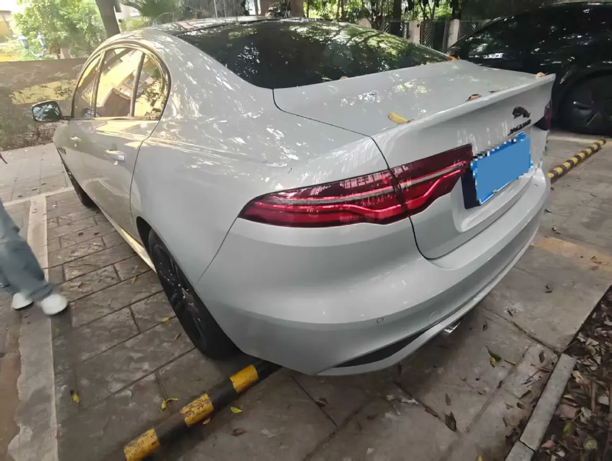 2025 Jaguar XEL 2.0T 250HP L4 8AT,autocango,china used car exporter,china ev exporter,chinese used car exporter,chinese used ev exporter