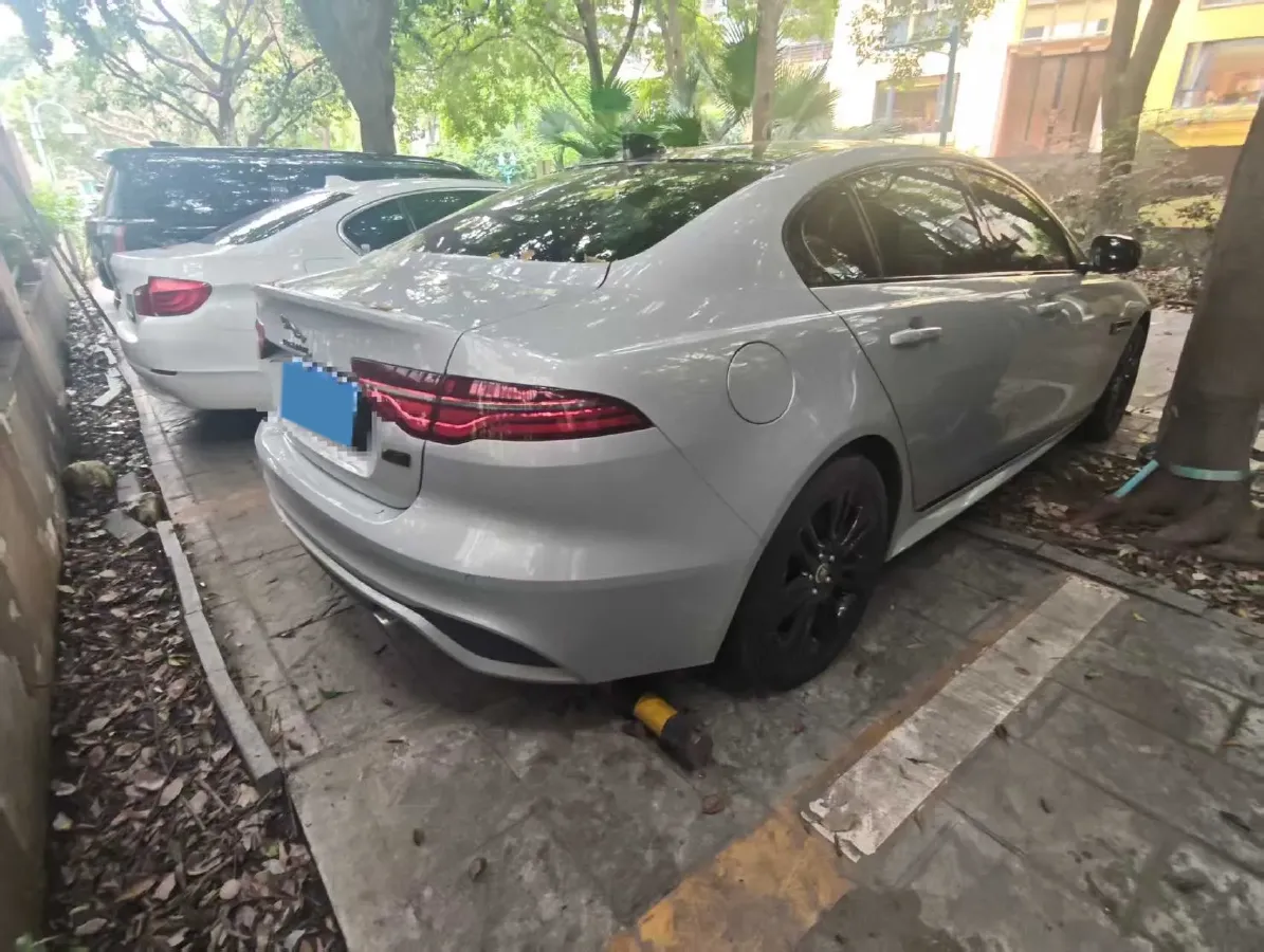 2025 Jaguar XEL 2.0T 250HP L4 8AT,autocango,china used car exporter,china ev exporter,chinese used car exporter,chinese used ev exporter