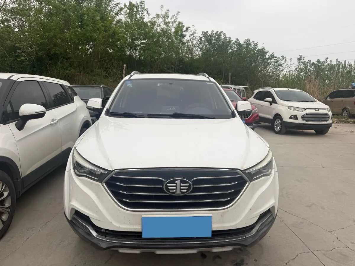 2018 Bestune X40 1.6L 114HP L4 6AT,autocango,china used car exporter,china ev exporter,chinese used car exporter,chinese used ev exporter