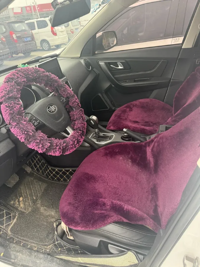 2018 Bestune X40 1.6L 114HP L4 6AT,autocango,china used car exporter,china ev exporter,chinese used car exporter,chinese used ev exporter