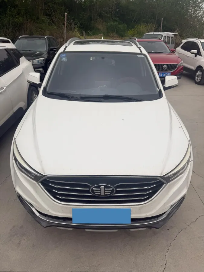 2018 Bestune X40 1.6L 114HP L4 6AT,autocango,china used car exporter,china ev exporter,chinese used car exporter,chinese used ev exporter