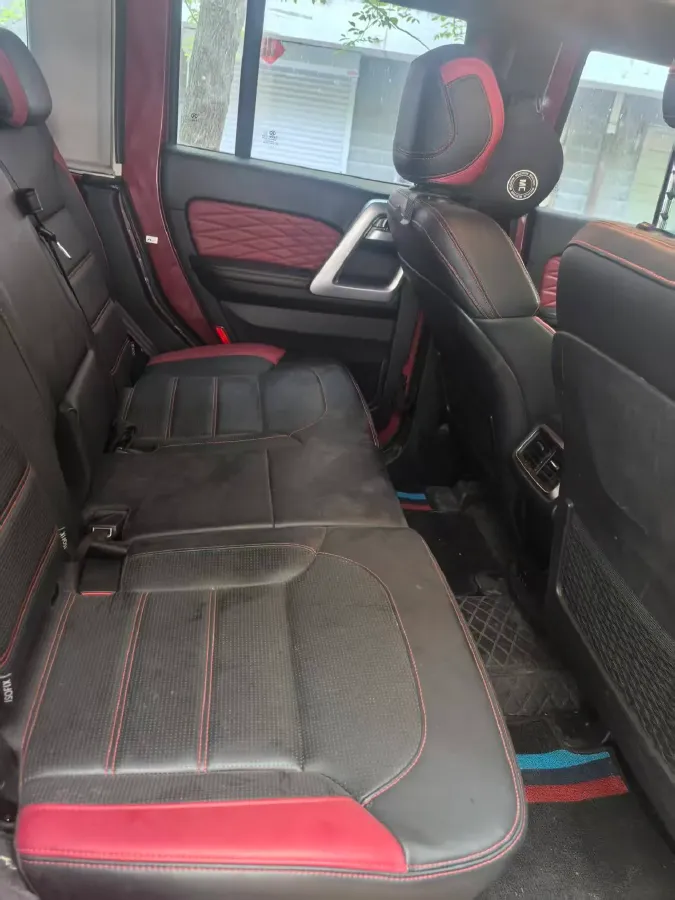 2018 Beijing BJ40 2.3T 250HP L4 6AT,autocango,china used car exporter,china ev exporter,chinese used car exporter,chinese used ev exporter