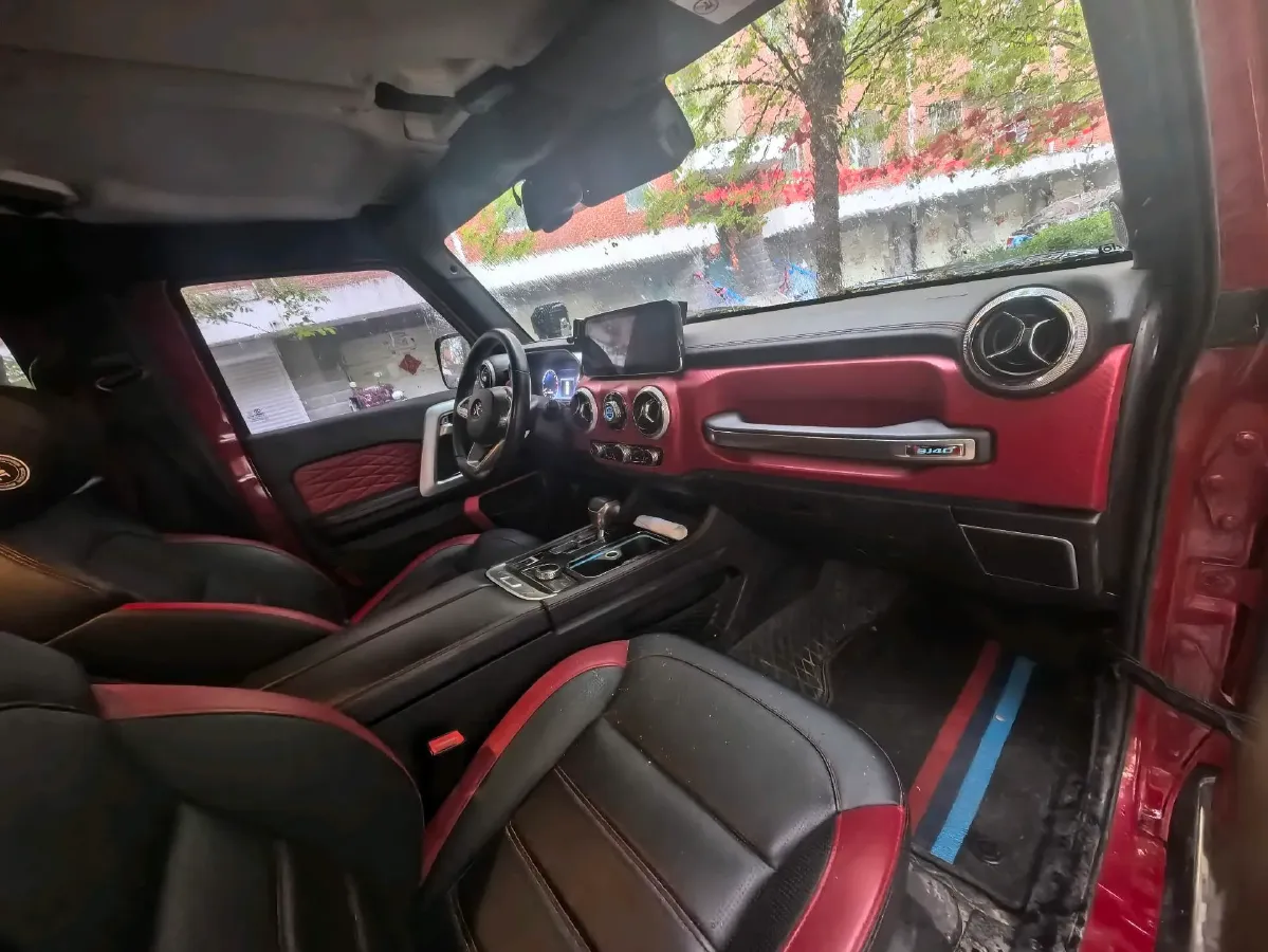 2018 Beijing BJ40 2.3T 250HP L4 6AT,autocango,china used car exporter,china ev exporter,chinese used car exporter,chinese used ev exporter