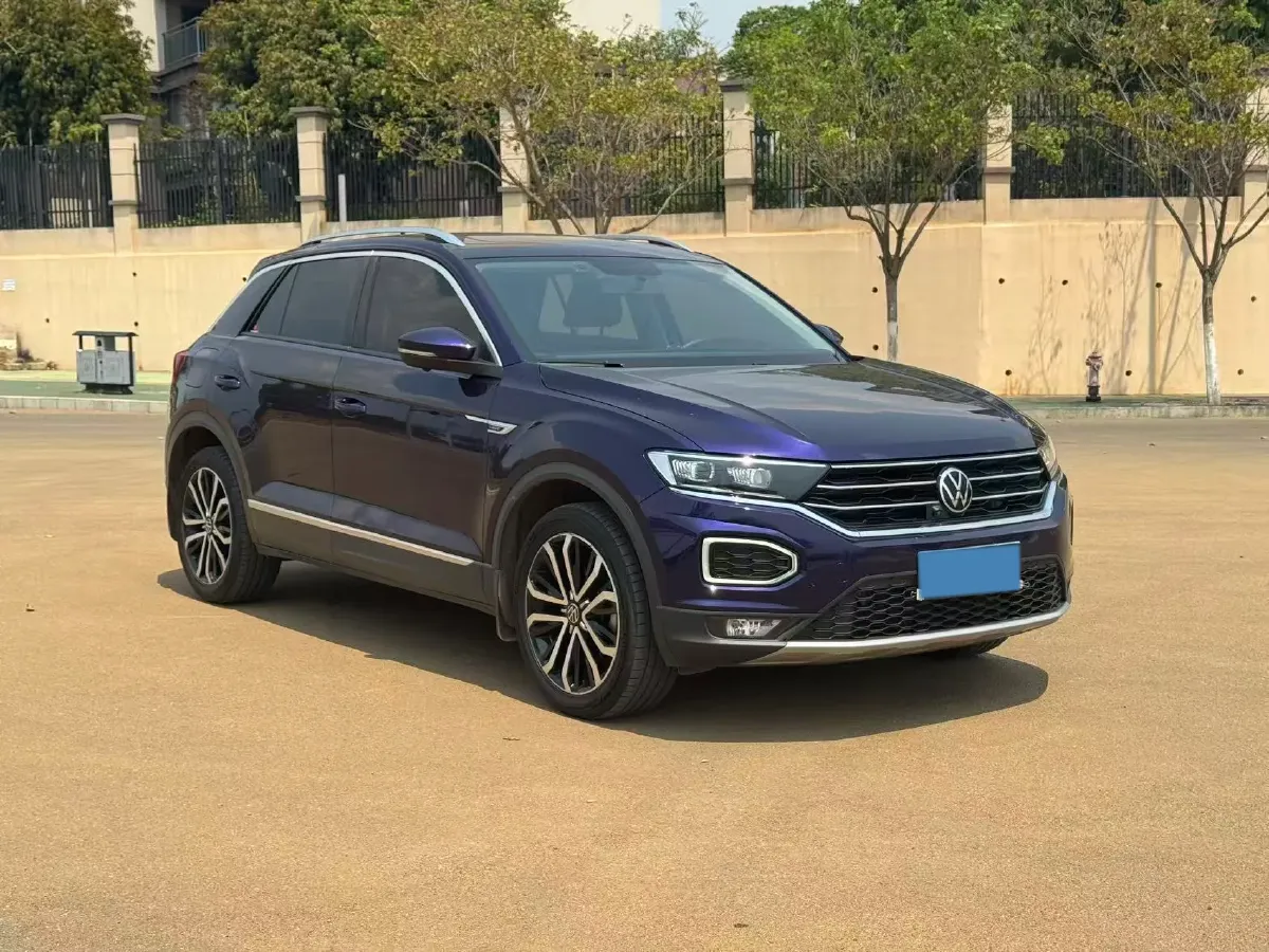 2021 Volkswagen T-Roc 1.4T 150HP L4 7DCT,autocango,china used car exporter,china ev exporter,chinese used car exporter,chinese used ev exporter