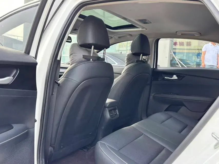 2021 Kia K3 1.5L 115HP L4 CVT,autocango,china used car exporter,china ev exporter,chinese used car exporter,chinese used ev exporter