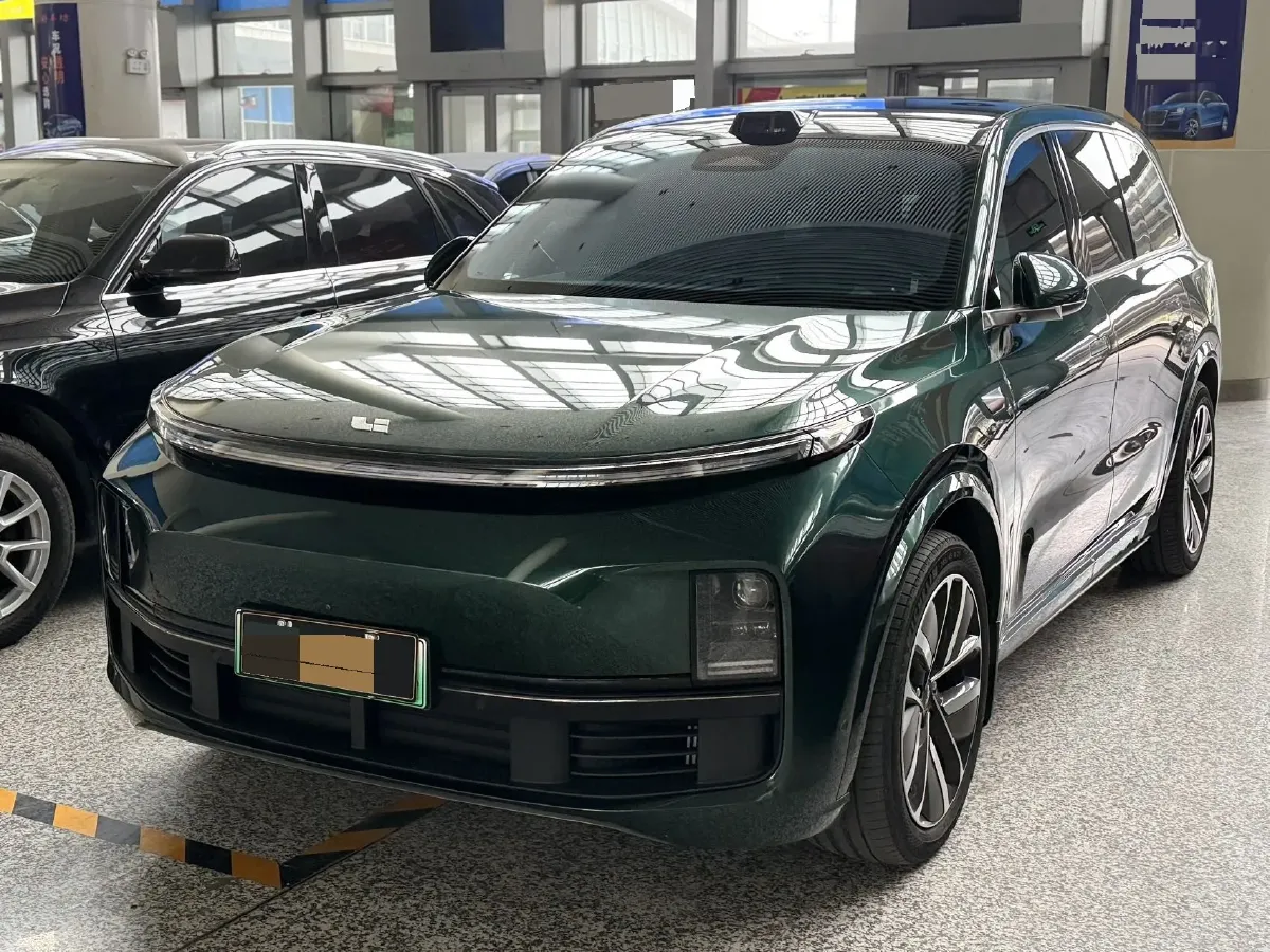 2022 Li L9 Range Extended 154HP REEV 42.6KWH,autocango,china used car exporter,china ev exporter,chinese used car exporter,chinese used ev exporter
