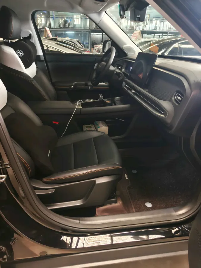 2024 Beijing BJ30 1.5T 188HP L4 7DCT,autocango,china used car exporter,china ev exporter,chinese used car exporter,chinese used ev exporter