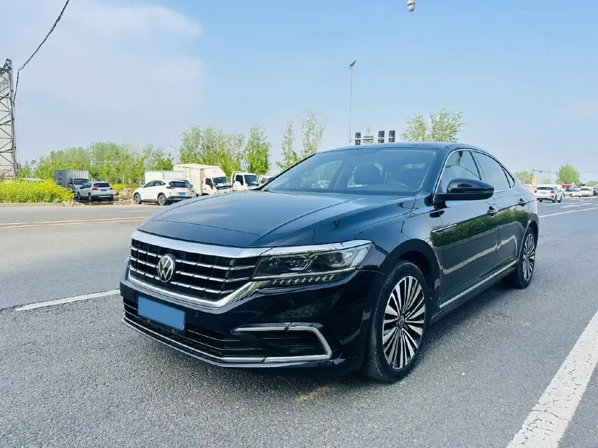 2021 Volkswagen Passat 2.0T 186HP L4 7DCT,autocango,china used car exporter,china ev exporter,chinese used car exporter,chinese used ev exporter