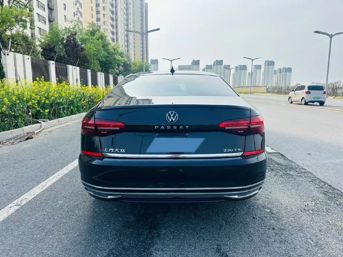 2021 Volkswagen Passat 2.0T 186HP L4 7DCT,autocango,china used car exporter,china ev exporter,chinese used car exporter,chinese used ev exporter
