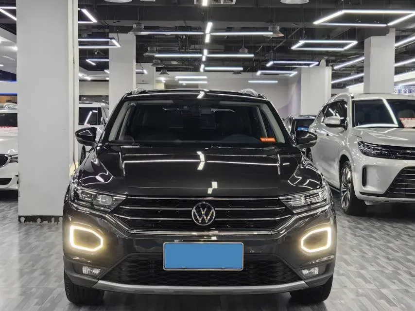 2021 Volkswagen T-Roc 1.4T 150HP L4 7DCT,autocango,china used car exporter,china ev exporter,chinese used car exporter,chinese used ev exporter