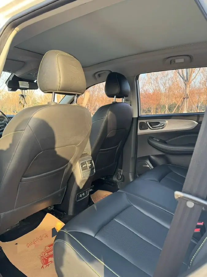 2020 Roewe RX5 1.5T 173HP L4 7DCT,autocango,china used car exporter,china ev exporter,chinese used car exporter,chinese used ev exporter