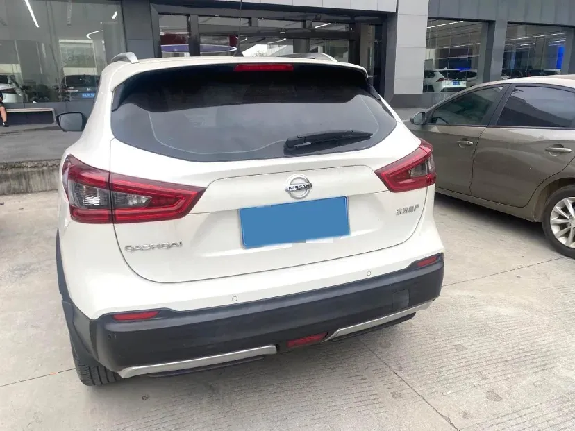 2021 Nissan Qashqai 2.0L 151HP L4 CVT,autocango,china used car exporter,china ev exporter,chinese used car exporter,chinese used ev exporter