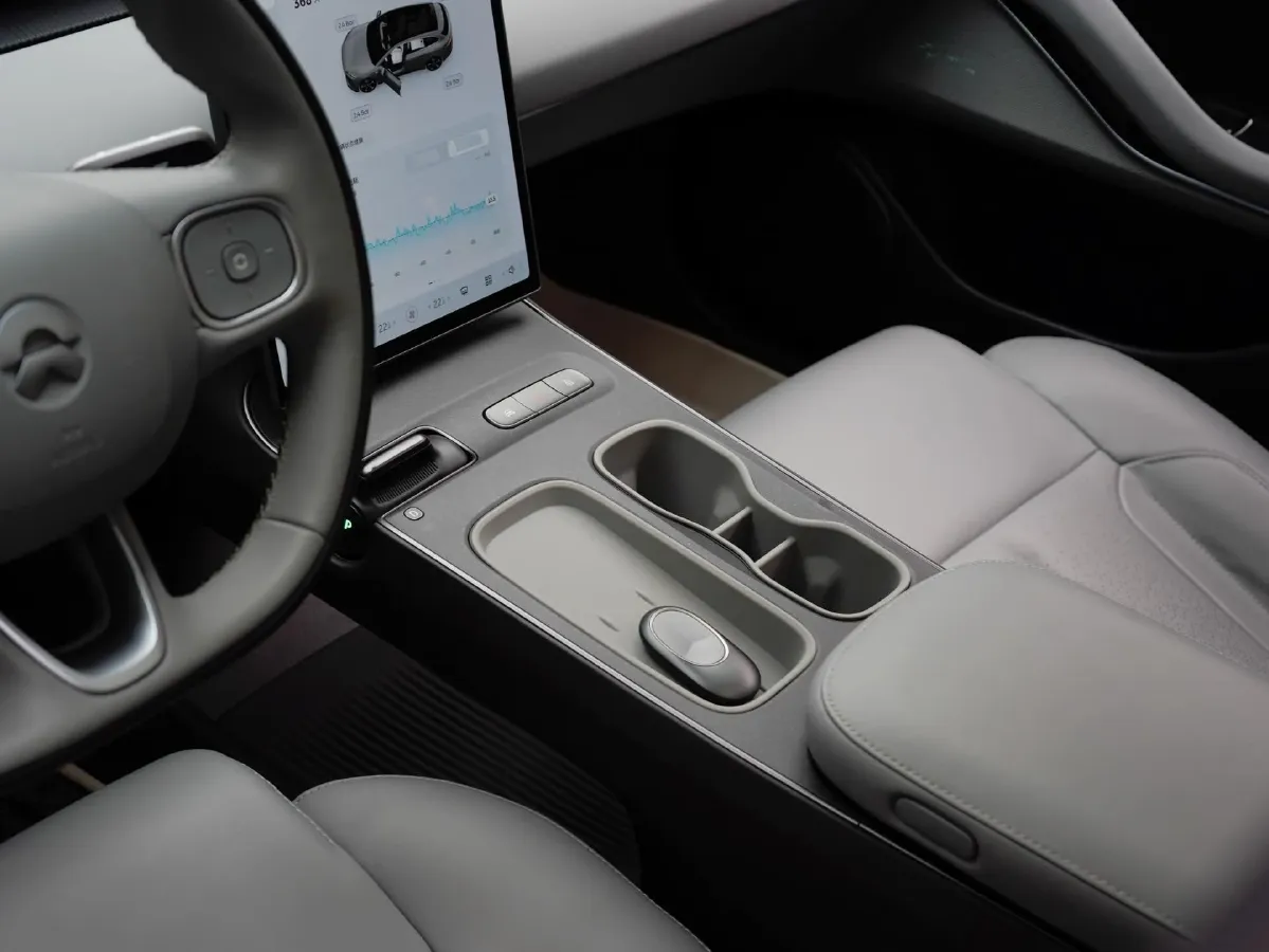 2024 NIO ET5T BEV 75KWH,autocango,china used car exporter,china ev exporter,chinese used car exporter,chinese used ev exporter