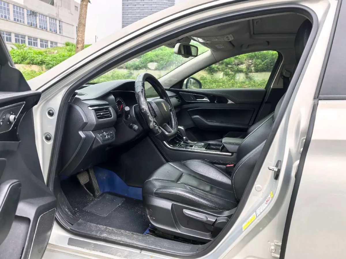 2019 HongQi H5 1.8T 180HP L4 6AT,autocango,china used car exporter,china ev exporter,chinese used car exporter,chinese used ev exporter