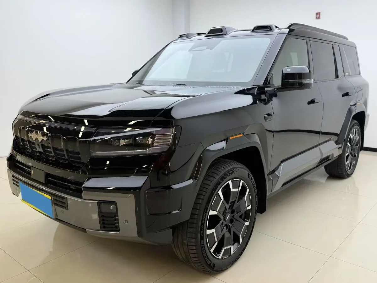 2025 FangChengBao Bao 8 2.0T 245HP L4 E-CVT PHEV 36.8KWH,autocango,china used car exporter,china ev exporter,chinese used car exporter,chinese used ev exporter