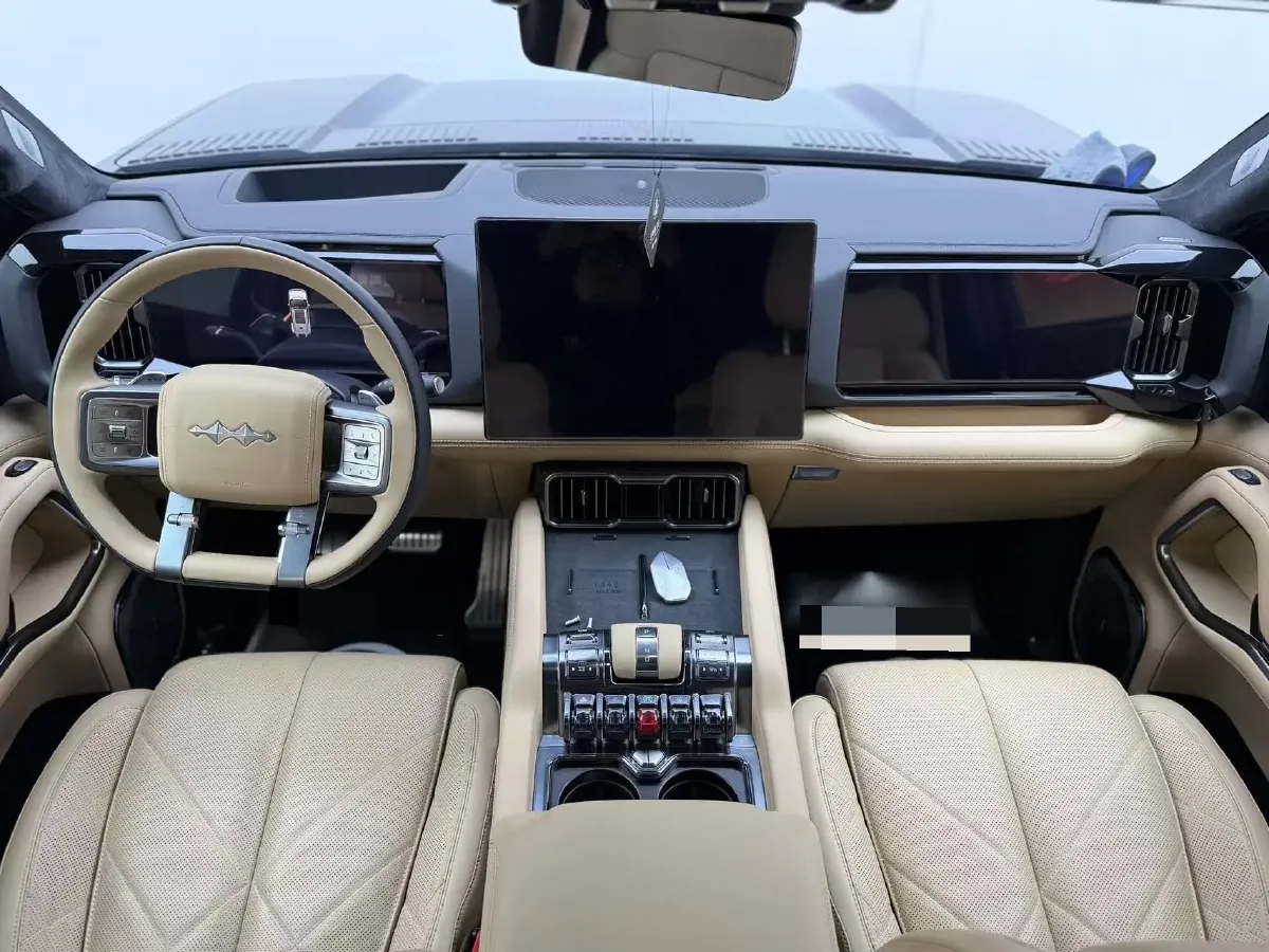 2025 FangChengBao Bao 8 2.0T 245HP L4 E-CVT PHEV 36.8KWH,autocango,china used car exporter,china ev exporter,chinese used car exporter,chinese used ev exporter