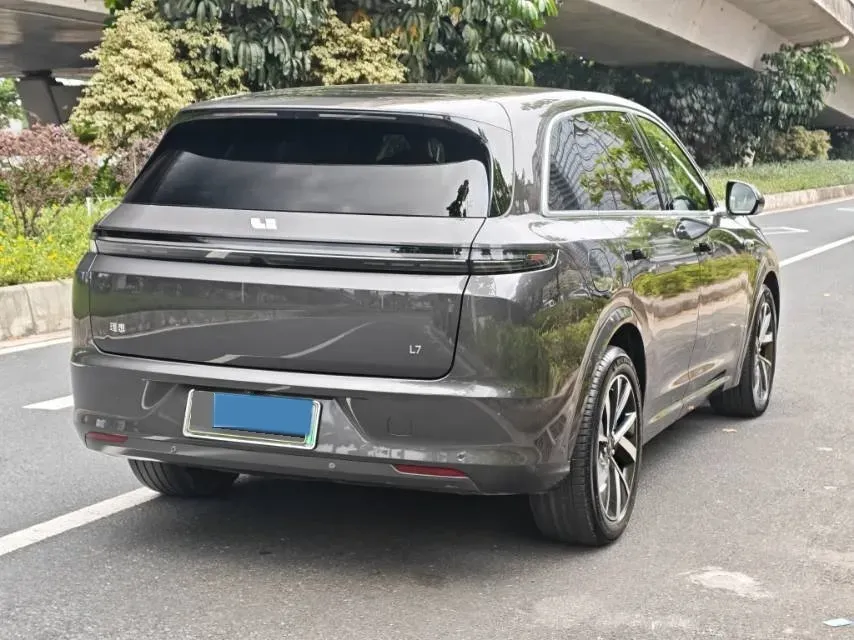 2023 Li L7 Range Extended 154HP REEV 40.9KWH,autocango,china used car exporter,china ev exporter,chinese used car exporter,chinese used ev exporter