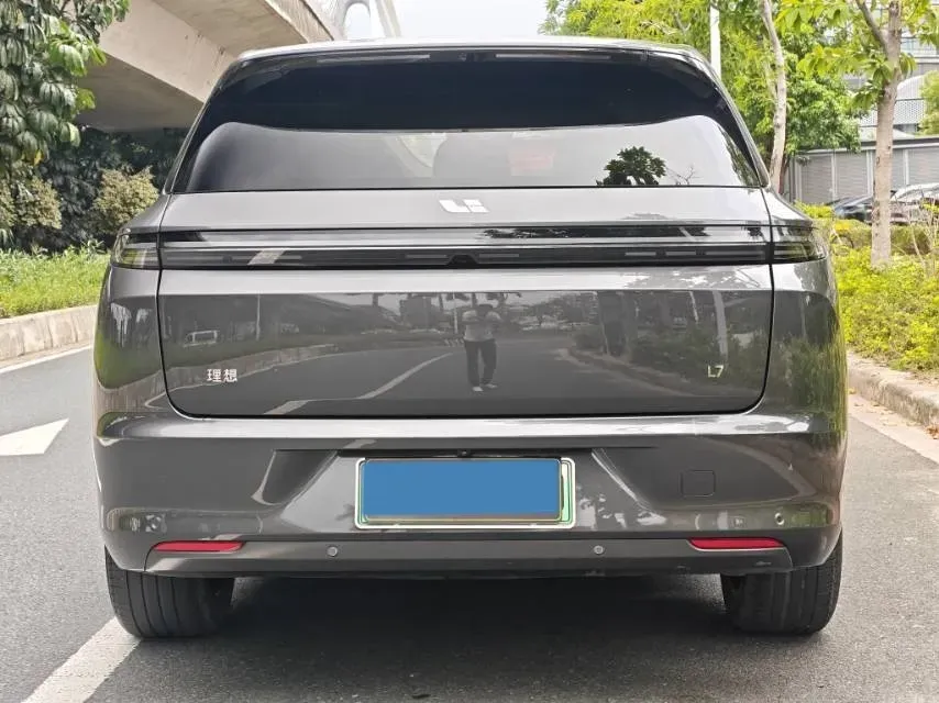 2023 Li L7 Range Extended 154HP REEV 40.9KWH,autocango,china used car exporter,china ev exporter,chinese used car exporter,chinese used ev exporter