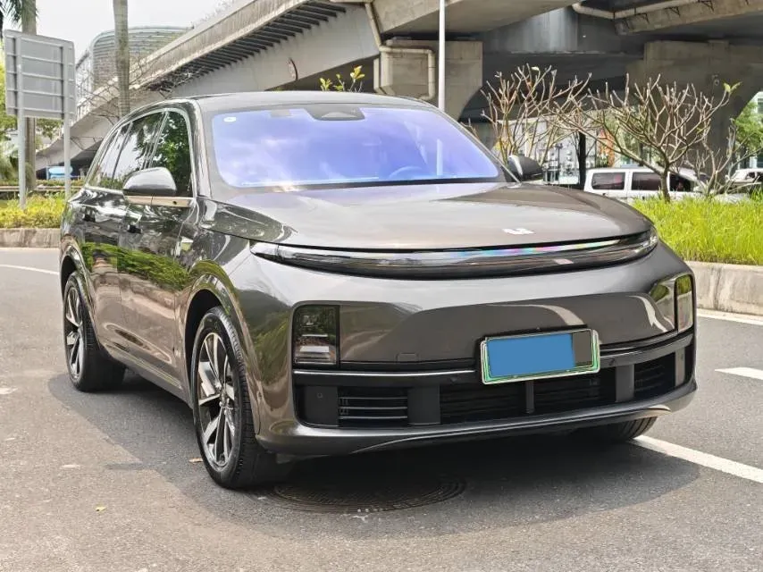 2023 Li L7 Range Extended 154HP REEV 40.9KWH,autocango,china used car exporter,china ev exporter,chinese used car exporter,chinese used ev exporter