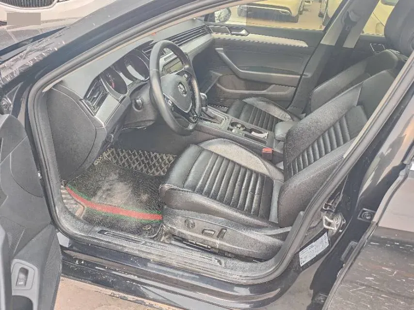 2018 Volkswagen Magotan 1.8T 180HP L4 7DCT,autocango,china used car exporter,china ev exporter,chinese used car exporter,chinese used ev exporter