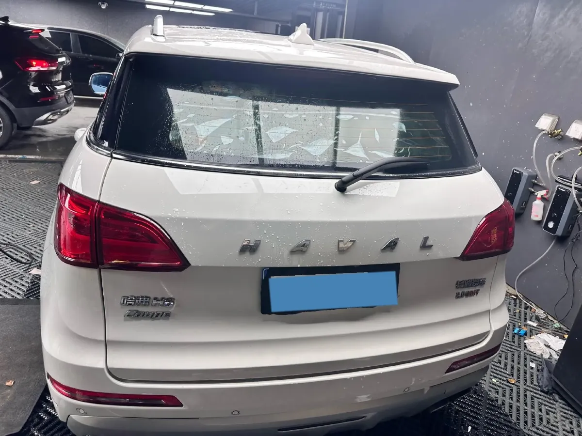 2017 Haval H6 Coupe 2.0T 197HP L4 7DCT,autocango,china used car exporter,china ev exporter,chinese used car exporter,chinese used ev exporter