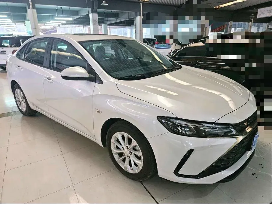 2024 Chevrolet Monza 1.5L 113HP L4 6DCT,autocango,china used car exporter,china ev exporter,chinese used car exporter,chinese used ev exporter