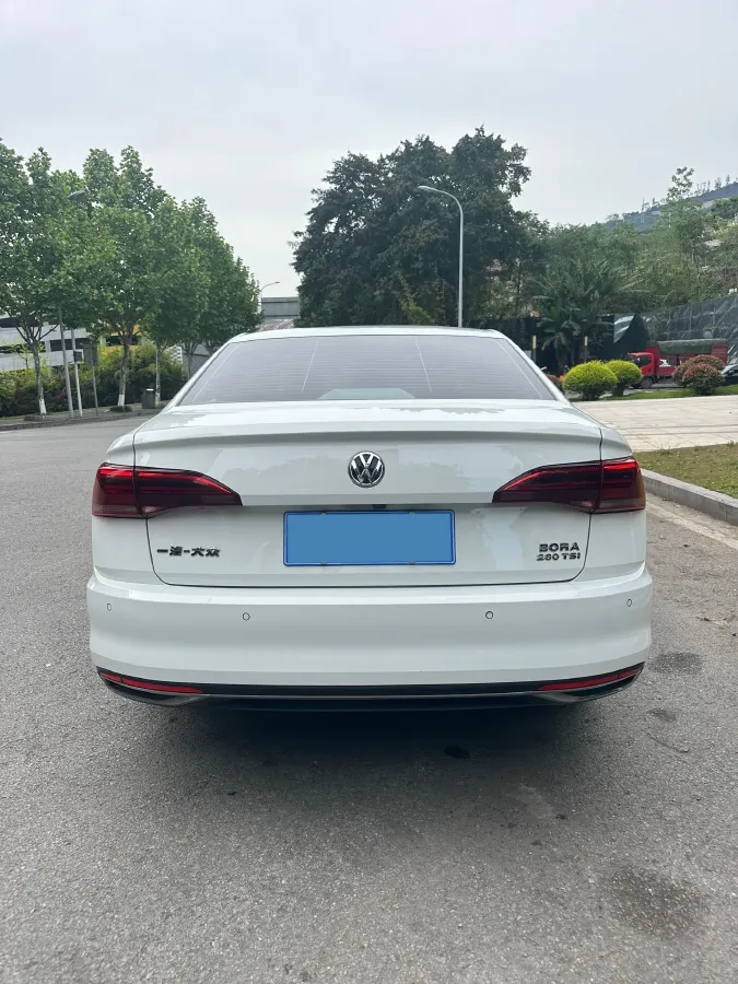2019 HuangHai WeiLong 2.4T 218HP L4 6AT,autocango,china used car exporter,china ev exporter,chinese used car exporter,chinese used ev exporter
