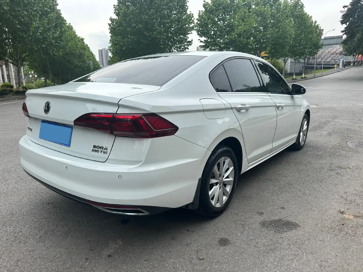 2019 HuangHai WeiLong 2.4T 218HP L4 6AT,autocango,china used car exporter,china ev exporter,chinese used car exporter,chinese used ev exporter