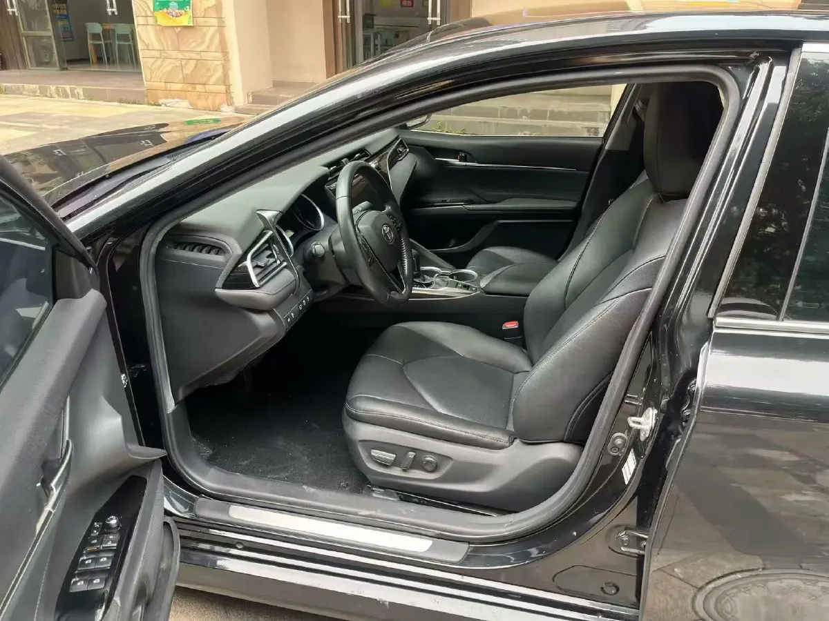 2019 Toyota Camry 2.0L 178HP L4 CVT,autocango,china used car exporter,china ev exporter,chinese used car exporter,chinese used ev exporter