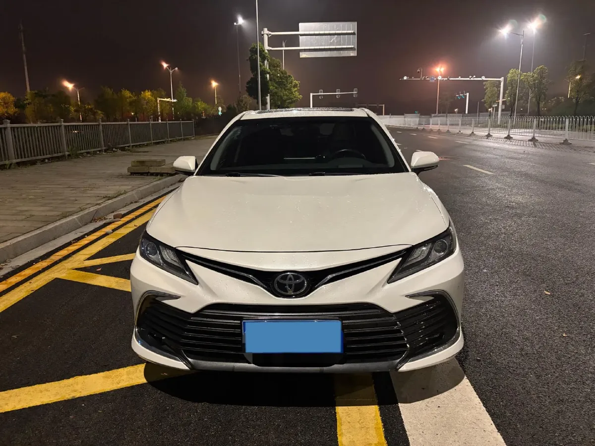 2021 Toyota Camry 2.0L 178HP L4 CVT,autocango,china used car exporter,china ev exporter,chinese used car exporter,chinese used ev exporter