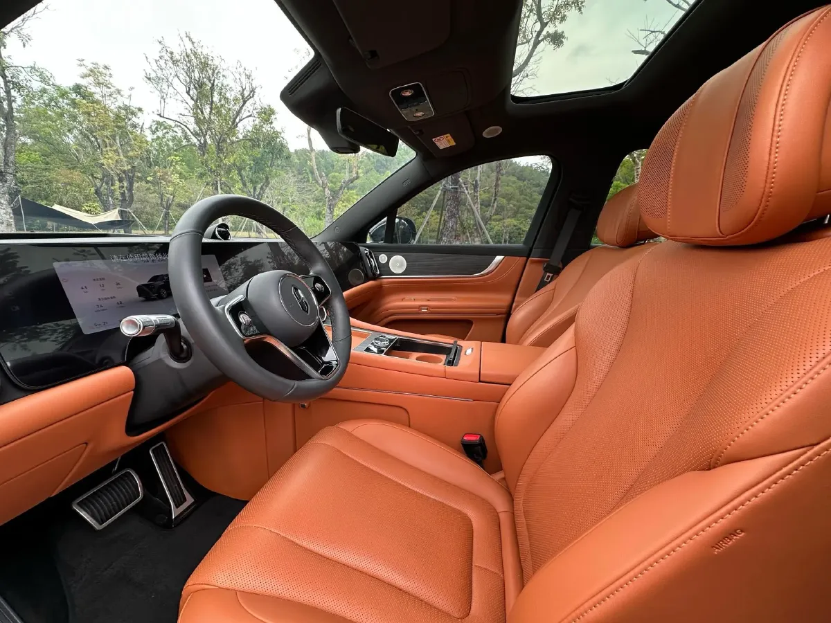 2024 AITO AITO M9 1.5T 152HP L4 REEV 42KWH,autocango,china used car exporter,china ev exporter,chinese used car exporter,chinese used ev exporter