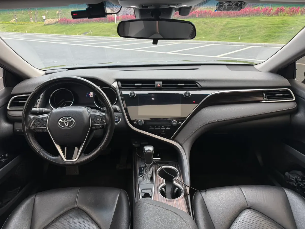 2019 Toyota Camry 2.0L 178HP L4 CVT,autocango,china used car exporter,china ev exporter,chinese used car exporter,chinese used ev exporter
