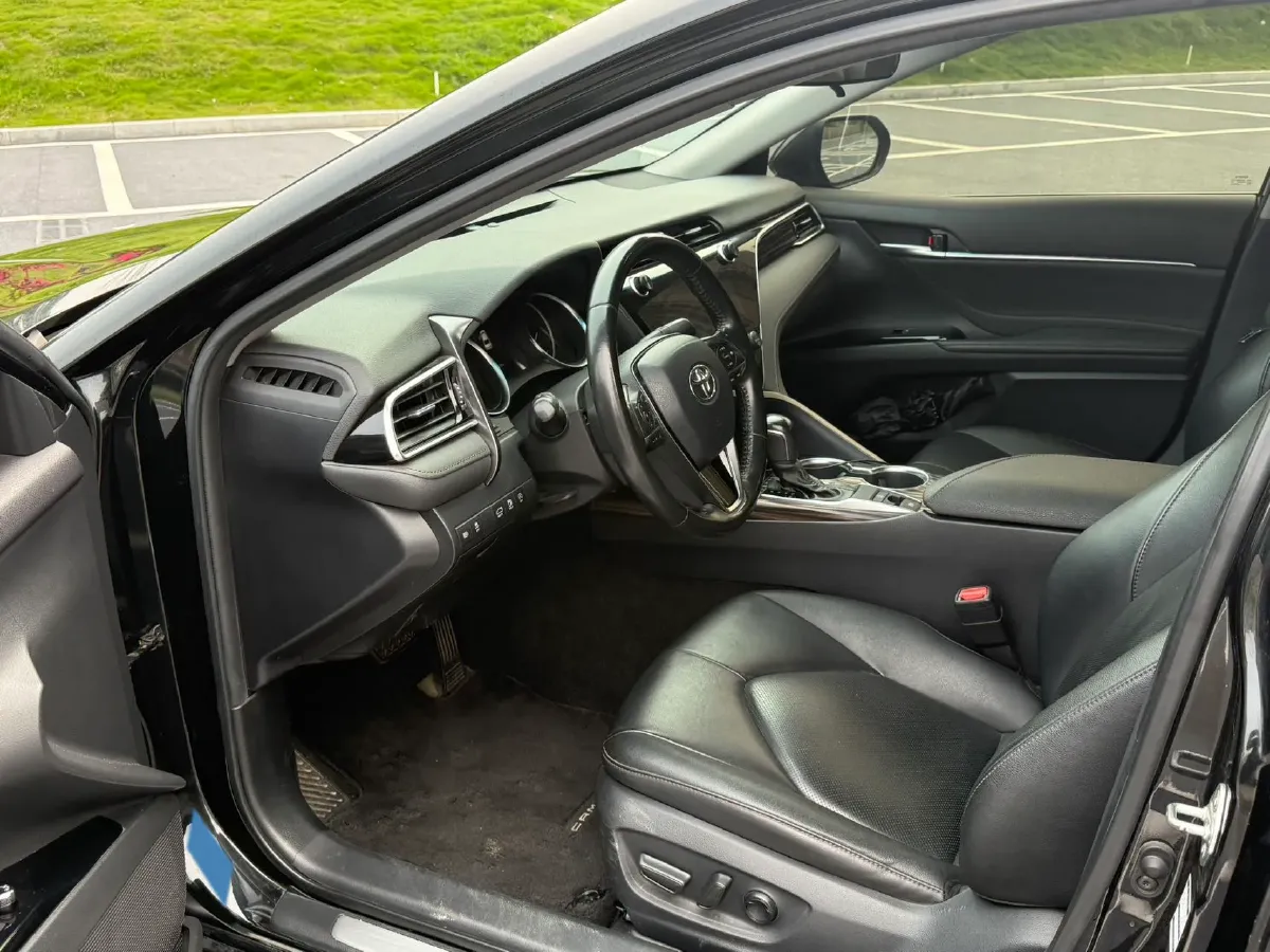 2019 Toyota Camry 2.0L 178HP L4 CVT,autocango,china used car exporter,china ev exporter,chinese used car exporter,chinese used ev exporter