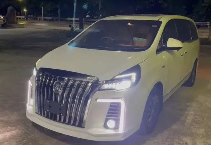 2021 Buick GL8 2.0T 237HP L4 9AT,autocango,china used car exporter,china ev exporter,chinese used car exporter,chinese used ev exporter