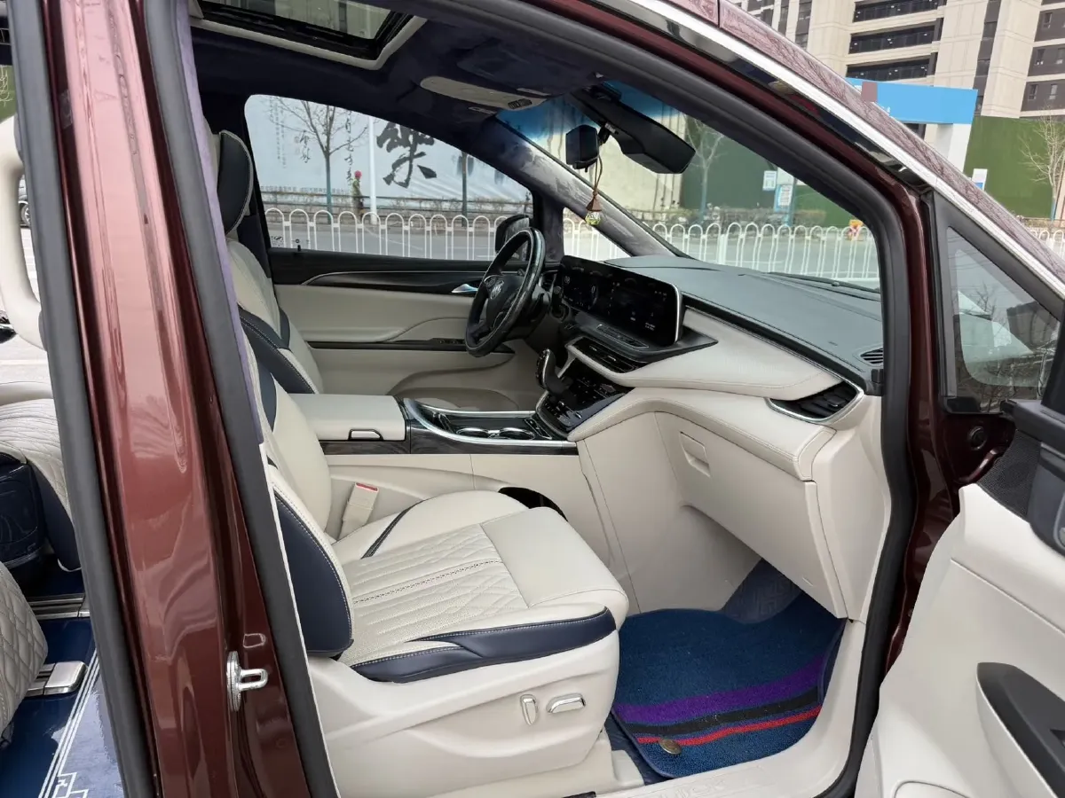 2022 Buick GL8 2.0T 237HP L4 9AT,autocango,china used car exporter,china ev exporter,chinese used car exporter,chinese used ev exporter