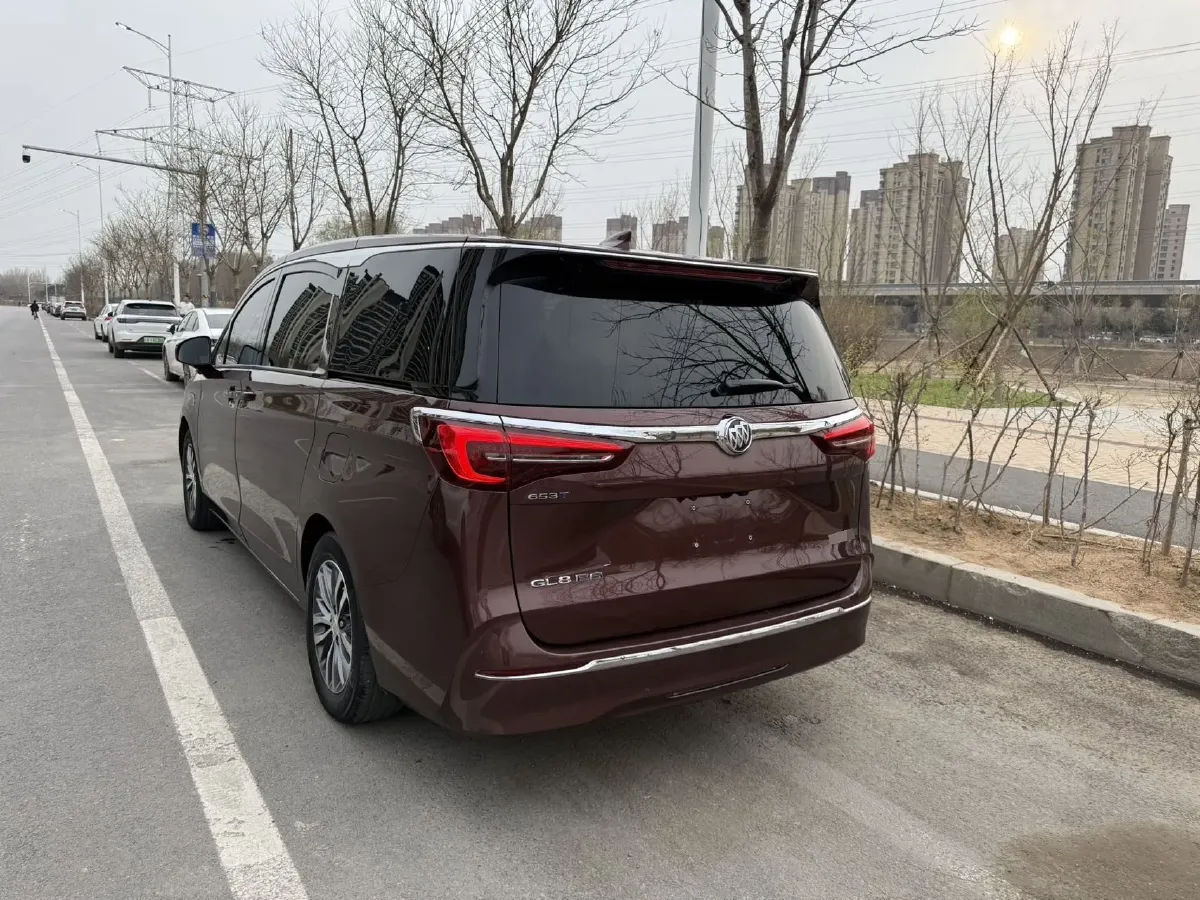 2022 Buick GL8 2.0T 237HP L4 9AT,autocango,china used car exporter,china ev exporter,chinese used car exporter,chinese used ev exporter