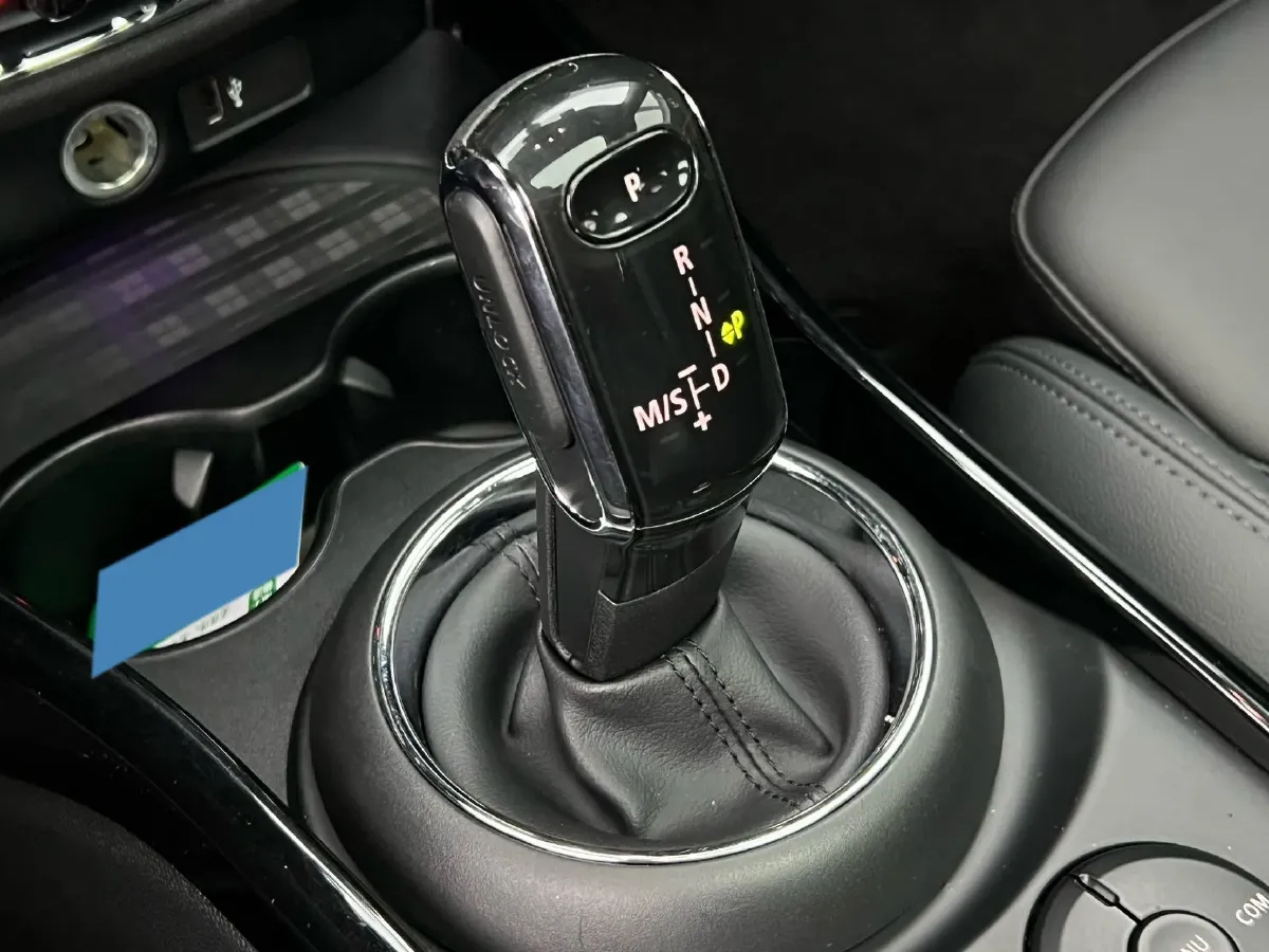 2019 MINI CLUBMAN 1.5T 136HP L3 7DCT,autocango,china used car exporter,china ev exporter,chinese used car exporter,chinese used ev exporter