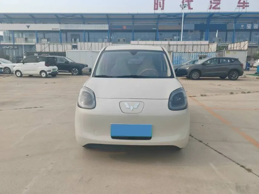 2025 WuLing HongGuang MINI EV BEV 16.2KWH,autocango,china used car exporter,china ev exporter,chinese used car exporter,chinese used ev exporter