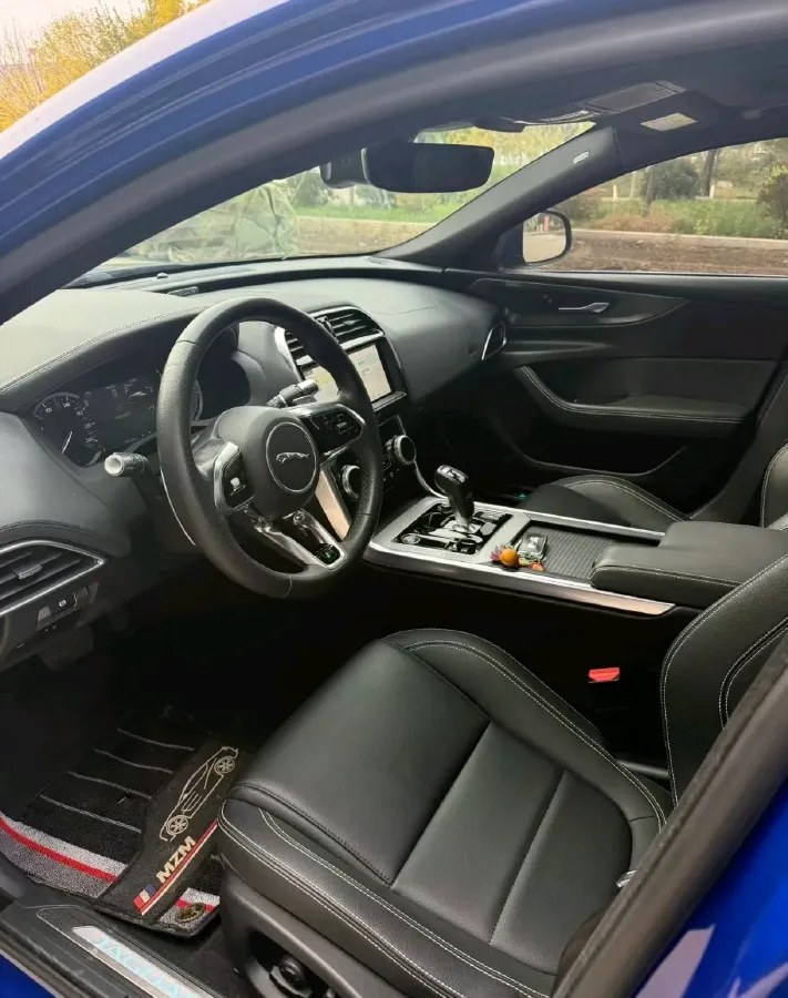 2020 Jaguar XEL 2.0T 200HP L4 8AT,autocango,china used car exporter,china ev exporter,chinese used car exporter,chinese used ev exporter
