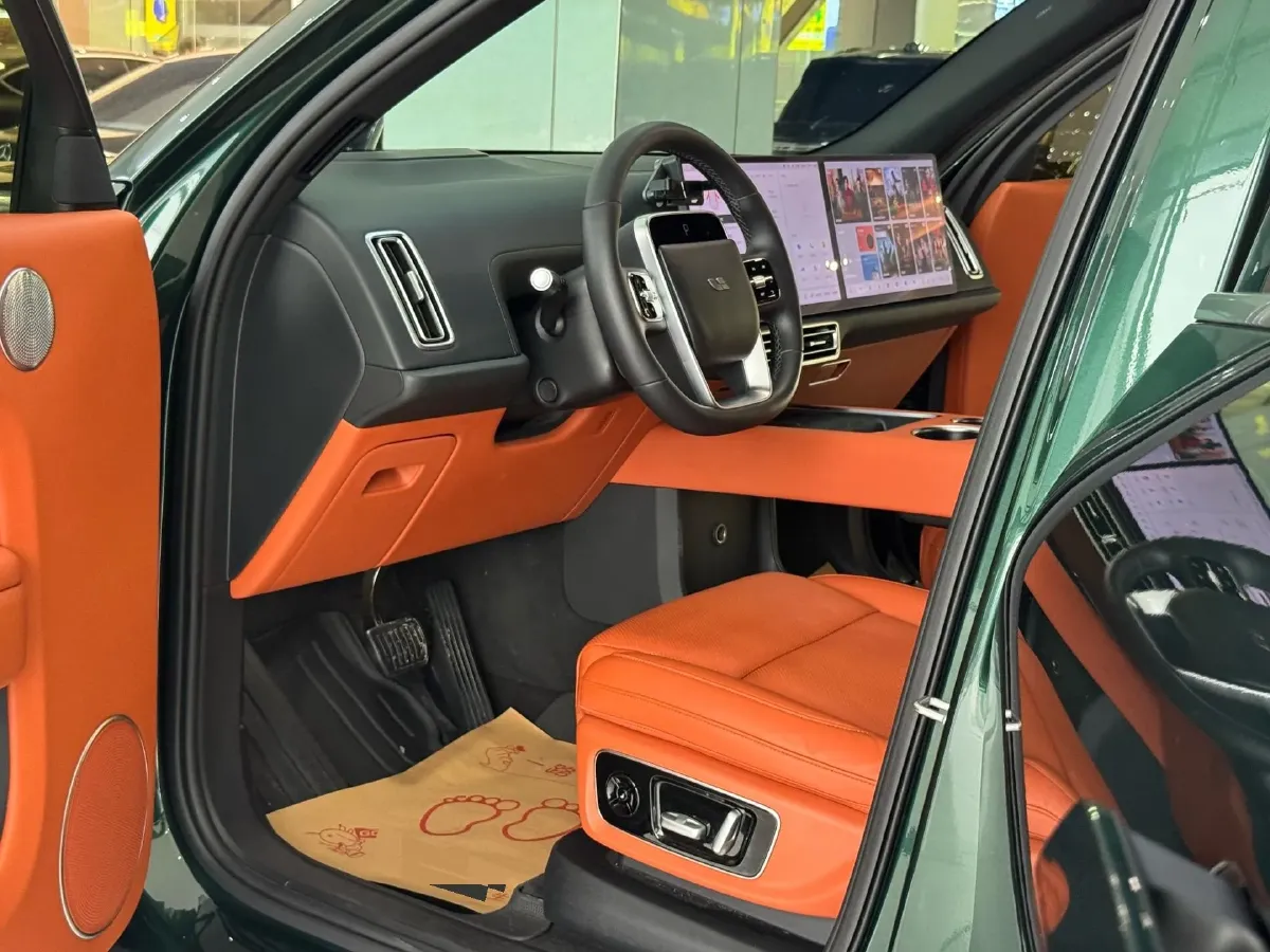 2023 Li L8 Range Extended 154HP REEV 40.9KWH,autocango,china used car exporter,china ev exporter,chinese used car exporter,chinese used ev exporter