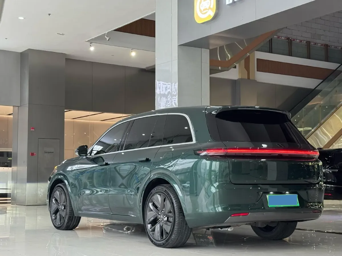 2023 Li L8 Range Extended 154HP REEV 40.9KWH,autocango,china used car exporter,china ev exporter,chinese used car exporter,chinese used ev exporter