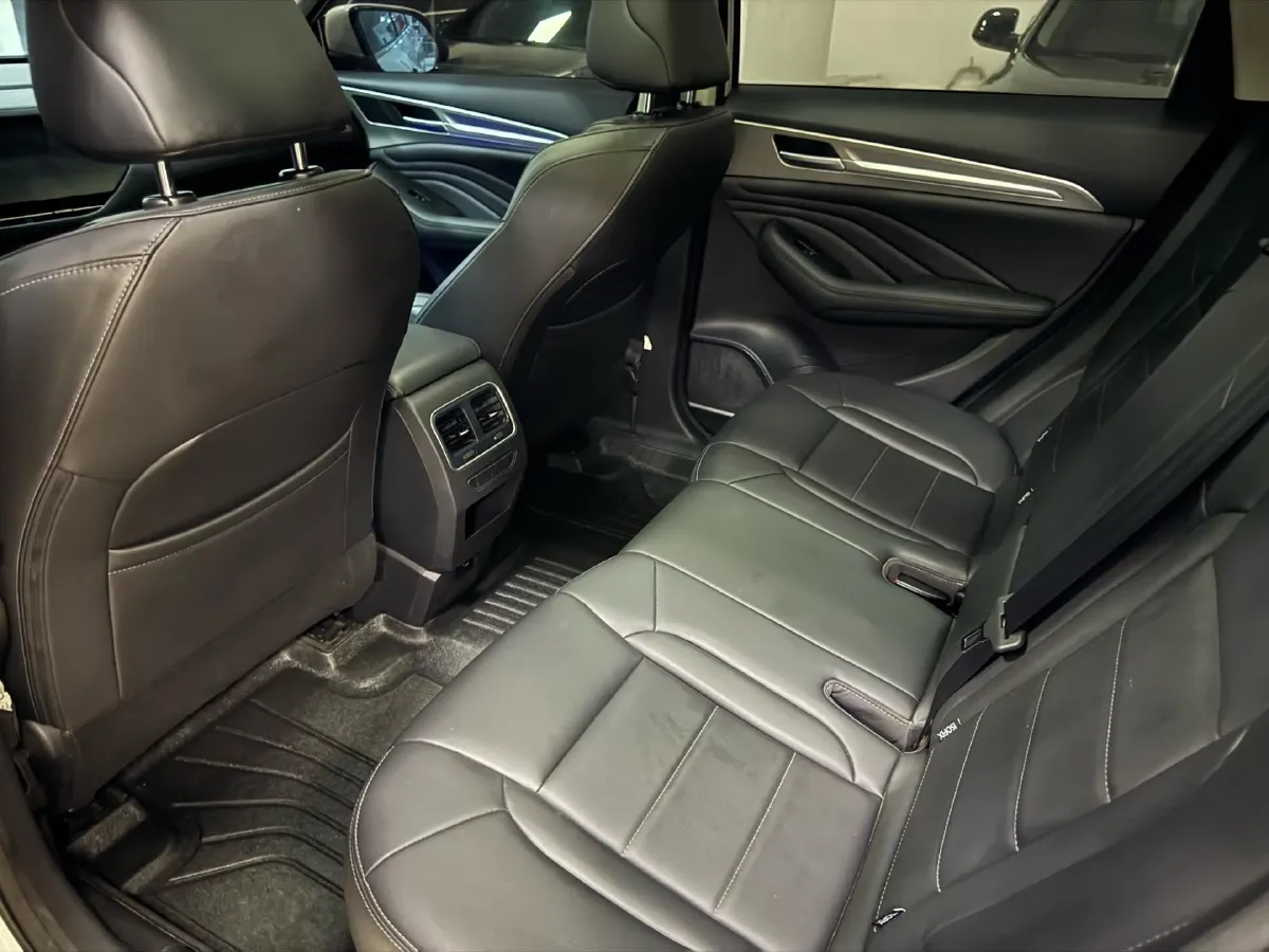 2019 Haval F7 2.0T 197HP L4 7DCT,autocango,china used car exporter,china ev exporter,chinese used car exporter,chinese used ev exporter