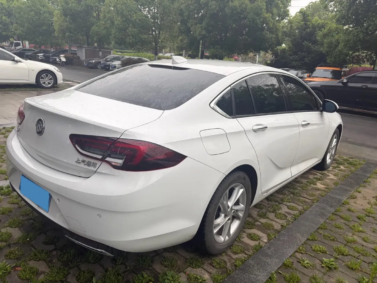 2020 Buick Regal 1.5T 169HP L4 9AT,autocango,china used car exporter,china ev exporter,chinese used car exporter,chinese used ev exporter