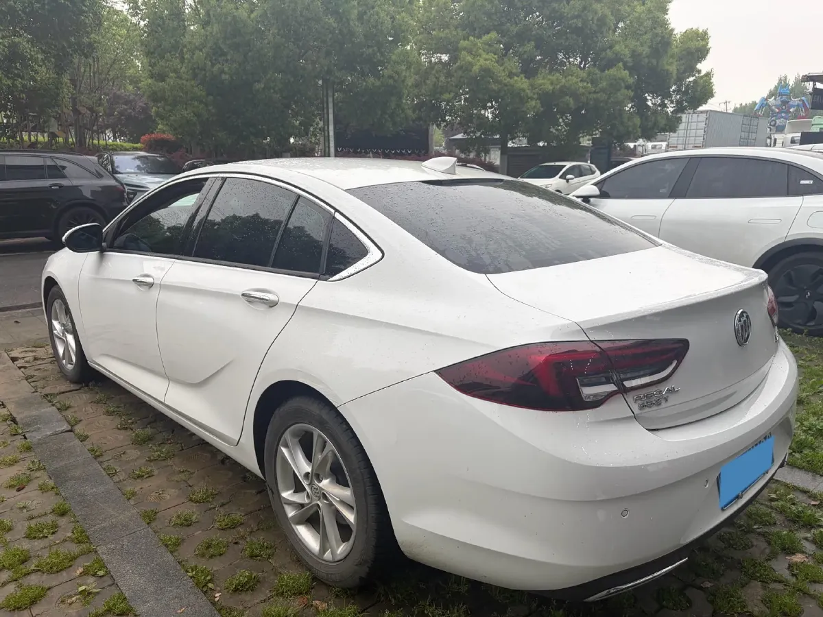 2020 Buick Regal 1.5T 169HP L4 9AT,autocango,china used car exporter,china ev exporter,chinese used car exporter,chinese used ev exporter