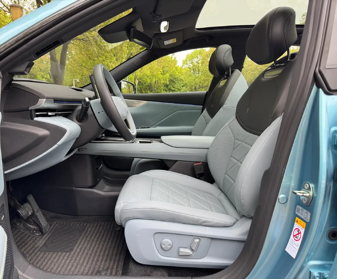 2025 ChangAn QiYuan A07 BEV 56.1KWH,autocango,china used car exporter,china ev exporter,chinese used car exporter,chinese used ev exporter