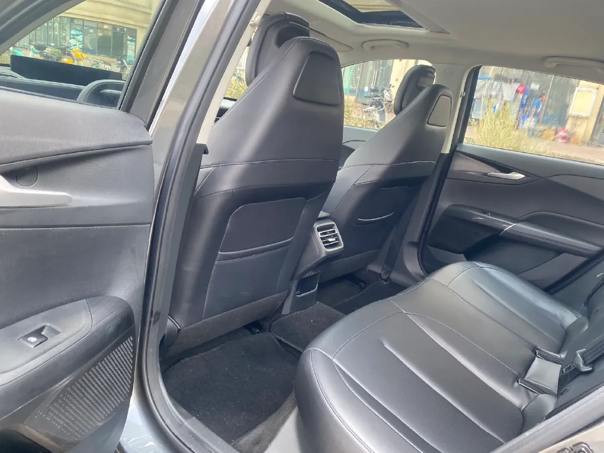 2023 ChangAn Lamore 1.5T 170HP L4 7DCT,autocango,china used car exporter,china ev exporter,chinese used car exporter,chinese used ev exporter